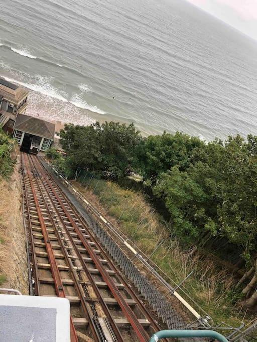Apartment Sitwell Coastal With Free Parking *