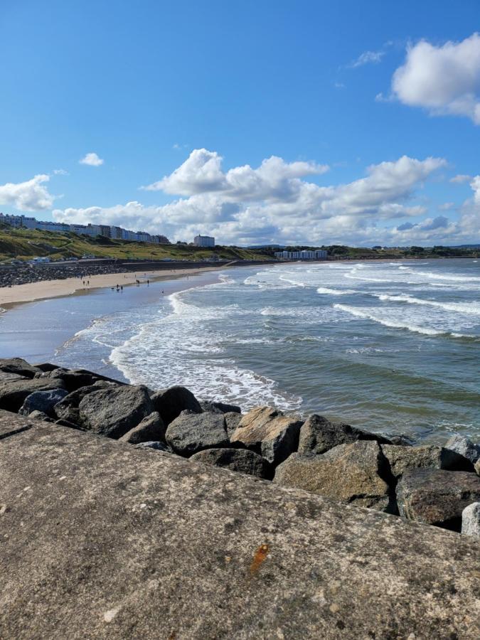 Sea Side Flat 5 With Fast Wifi And Free Parking Apartment *