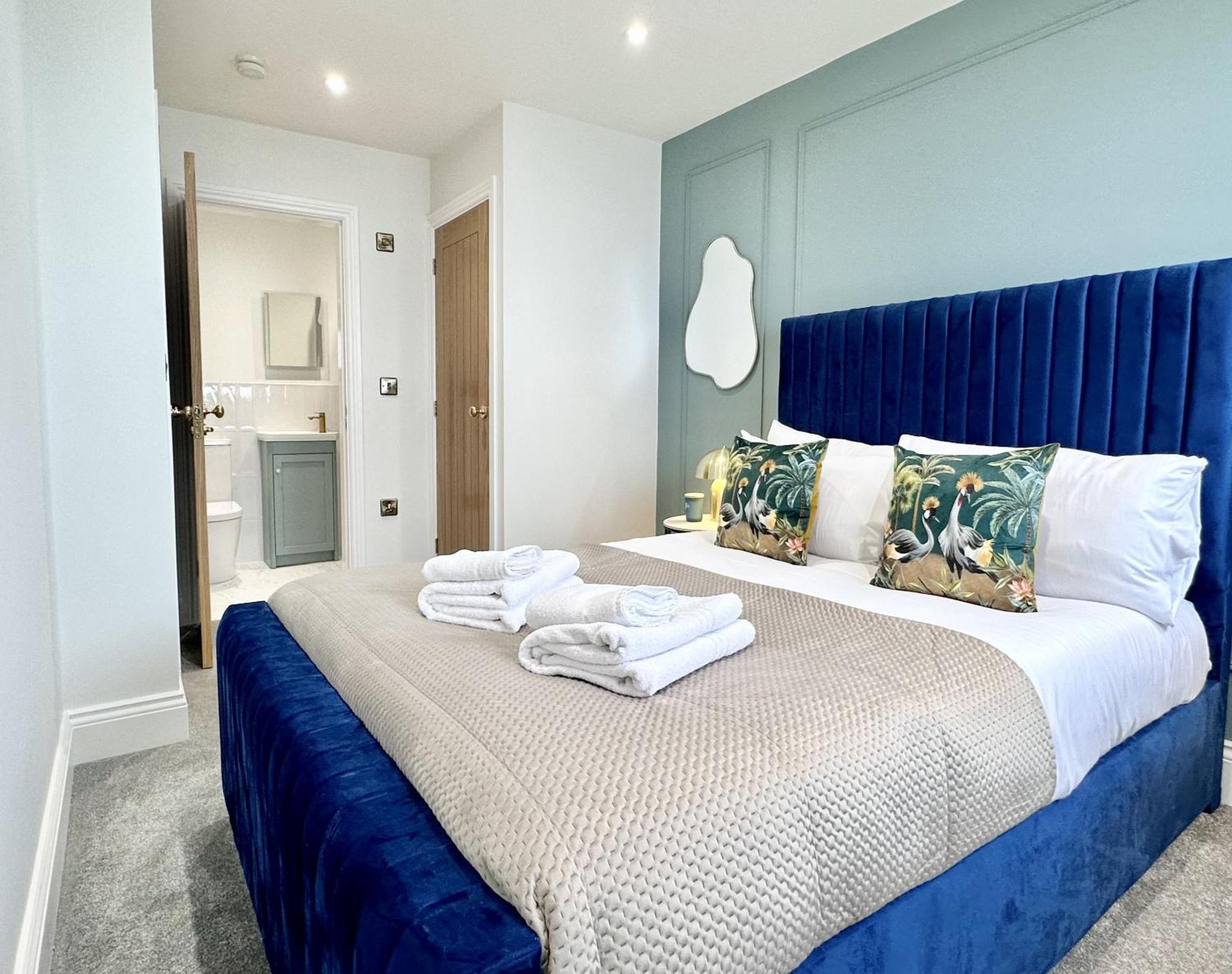 The Seaview Lookout - With Free Parking Apartment Scarborough
