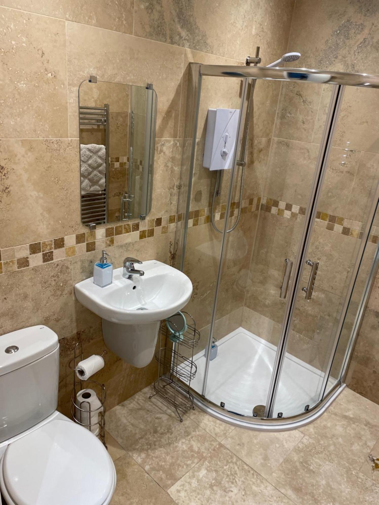 Sitwell Coastal With Free Parking Apartment *