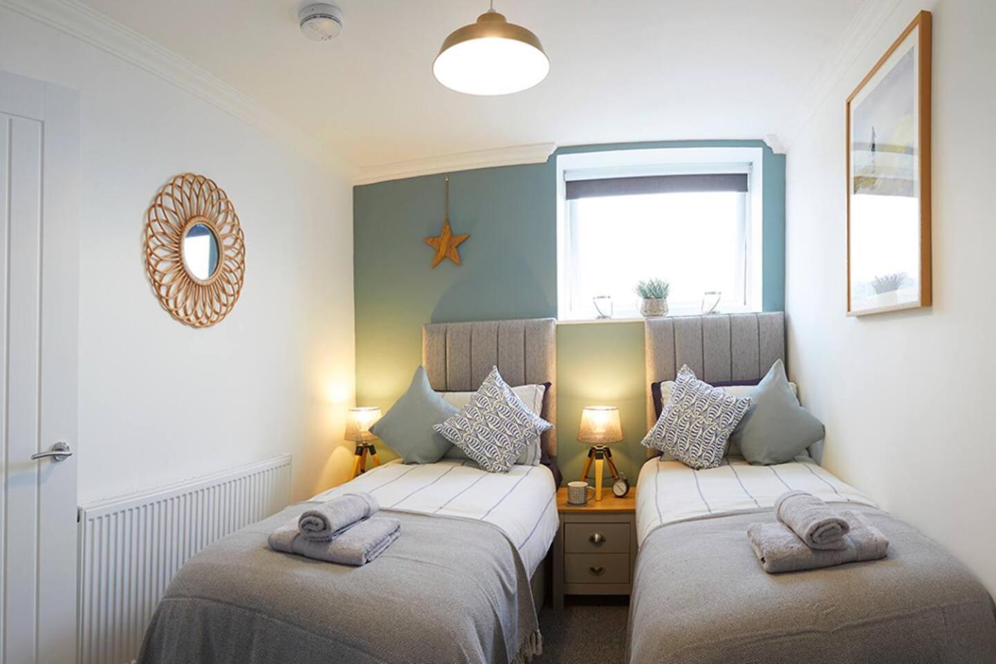 Aparthotel Bay View - Amazing Location With Sea Views!