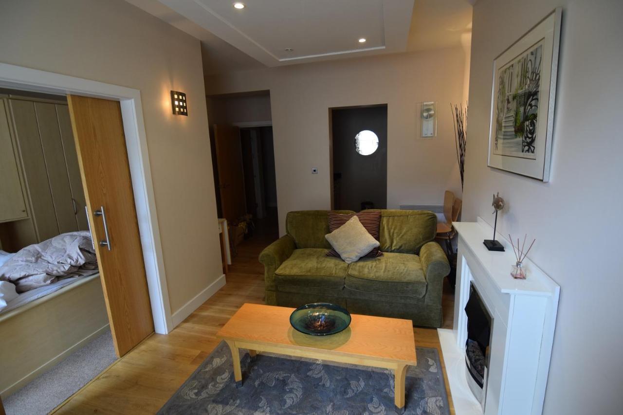Easby Hall 22