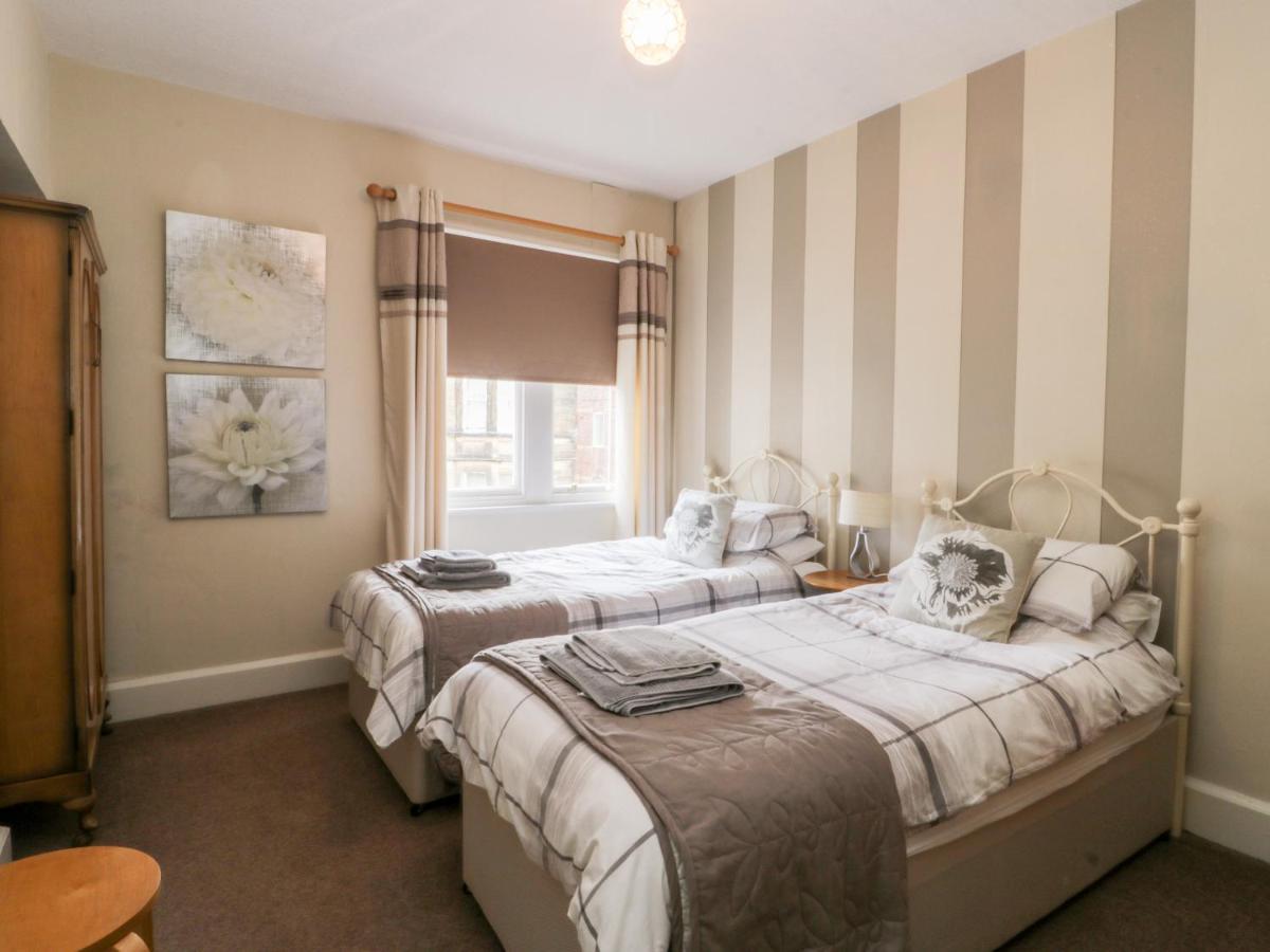 Side Apartment *